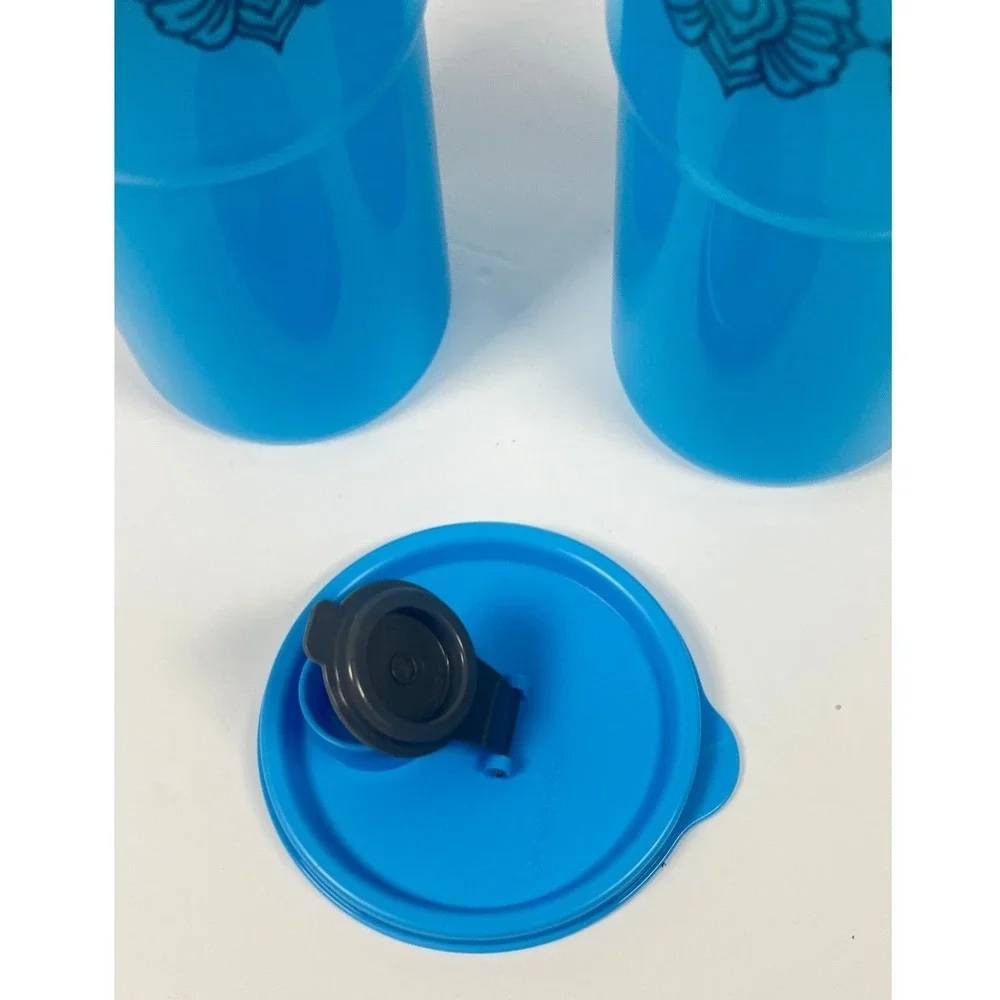 Tupperware ThirstQuake Mega Tumbler 30 oz On the Go Flip Top Cup Aqua Mandala